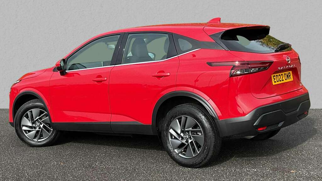 Nissan Qashqai 1.3 Dig-t Mh 158 Acenta Premium Xtronic 2022 EO22OWR Red #2