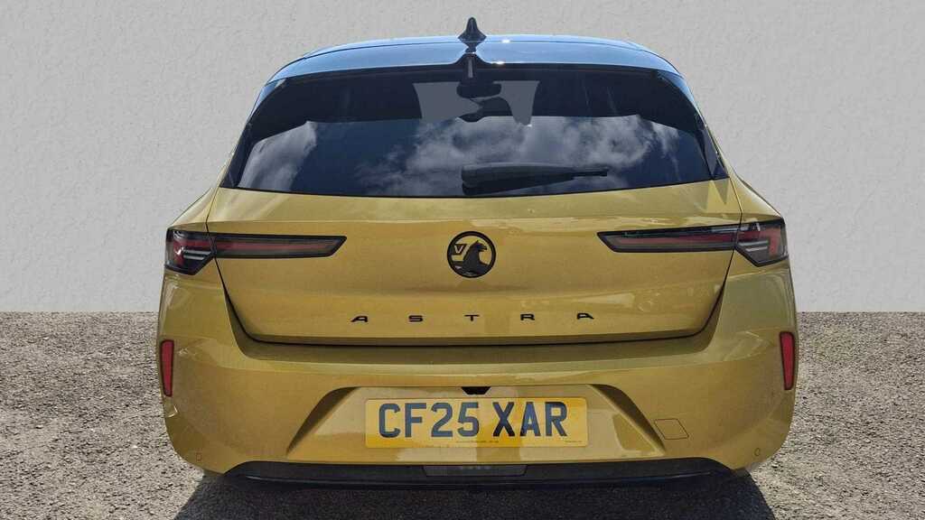 Vauxhall Astra 1.2 Turbo 130 Gs 2025 Yellow #5