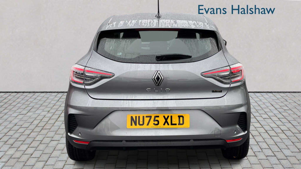Renault Clio 1.6 E-tech Full Hybrid 145 Evolution 2025 NU75XLD Grey #6