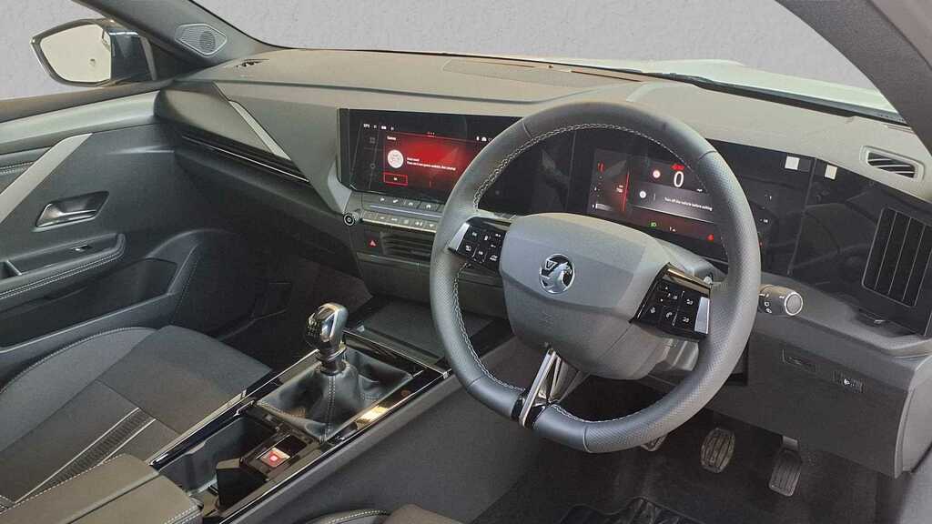 Vauxhall Astra 1.2 Turbo 130 Gs 2025 KO25LGX White #2