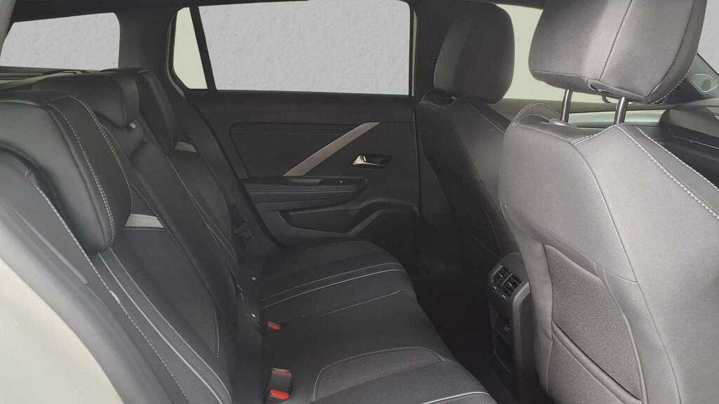 Vauxhall Astra 1.2 Turbo 130 Gs 2025 White #2