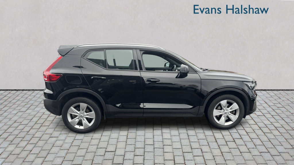 Volvo XC40 2.0 B3p Core 2022 WF72LGL Black #5
