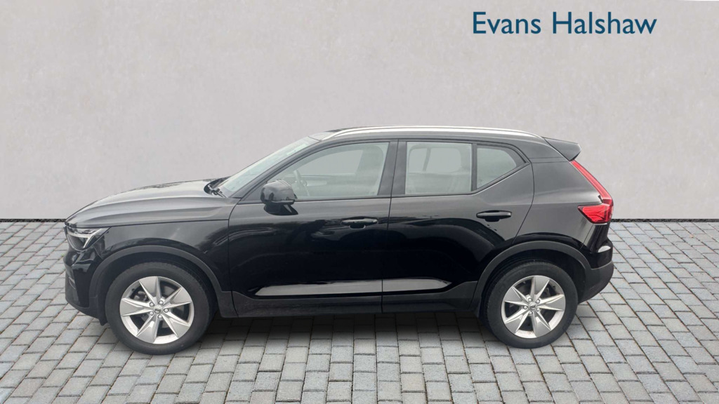 Volvo XC40 2.0 B3p Core 2022 WF72LGL Black #6