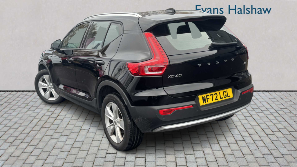 Volvo XC40 2.0 B3p Core 2022 WF72LGL Black #2
