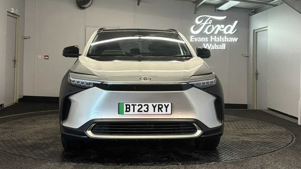 Toyota bZ4X 160Kw Premiere Edition 71.4Kwh Awd 2023 Silver #5