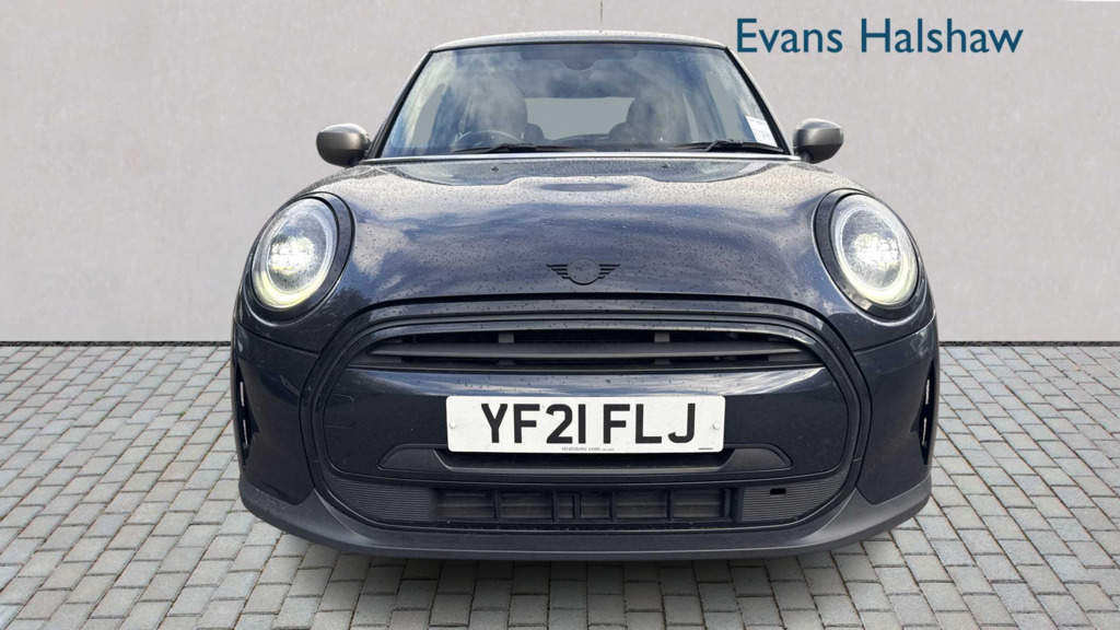 Mini Hatch 1.5 Cooper Exclusive 2021 YF21FLJ Black #2