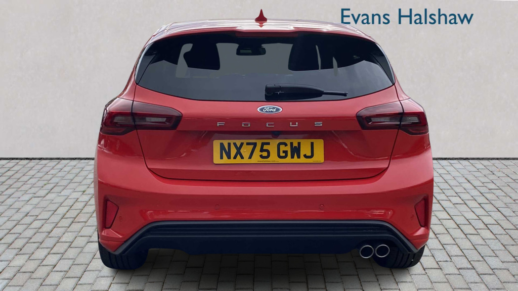 Ford Focus 1.0 Ecoboost Hybrid Mhev St-line 2025 NX75GWJ Red #4