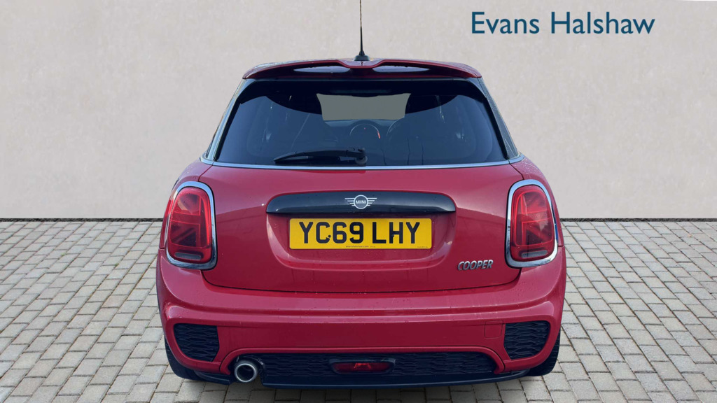 Mini Hatch 1.5 Cooper Sport II 2019 YC69LHY Red #5
