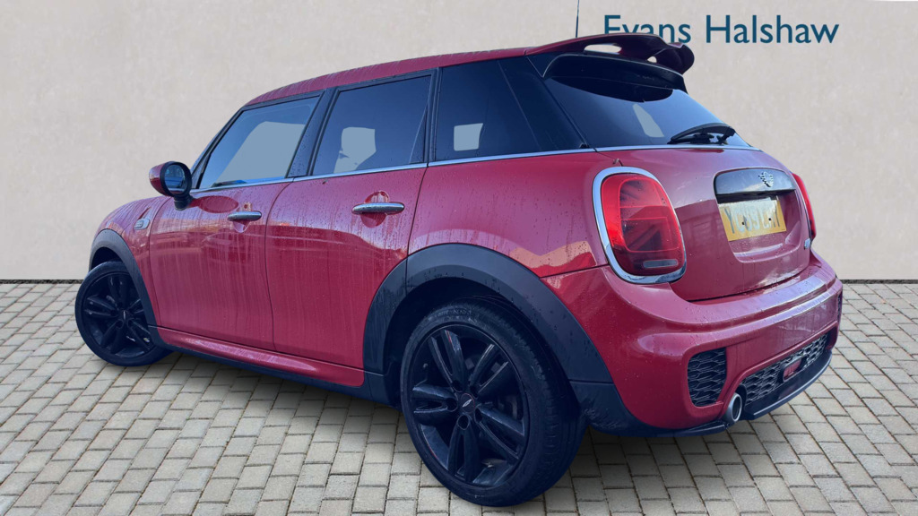Mini Hatch 1.5 Cooper Sport II 2019 YC69LHY Red #2
