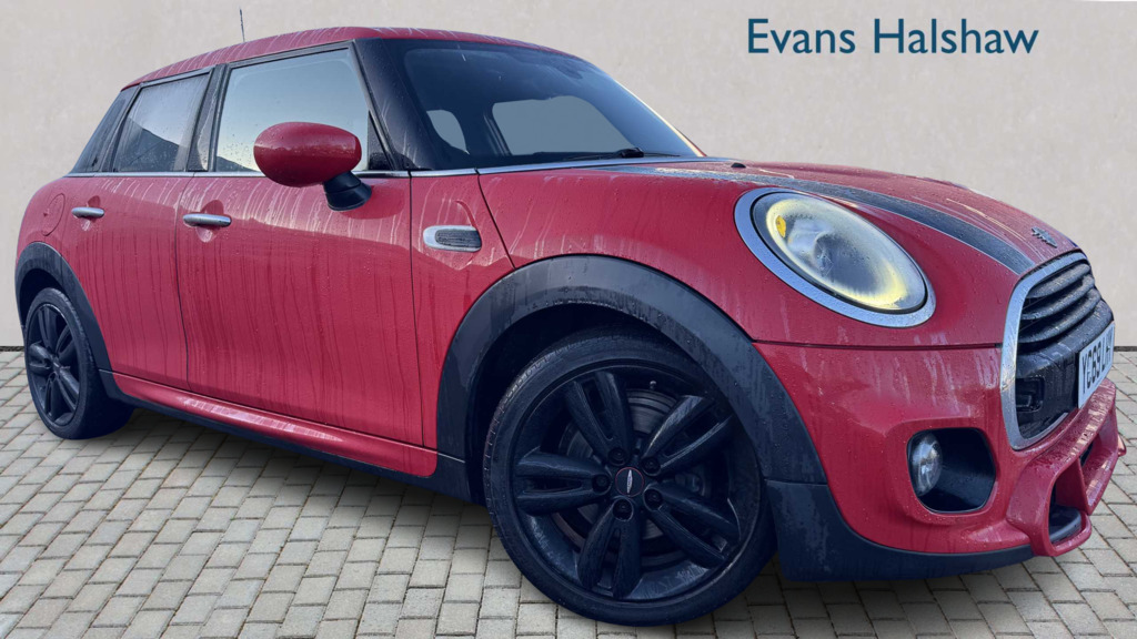 Mini Hatch 1.5 Cooper Sport II 2019 Red