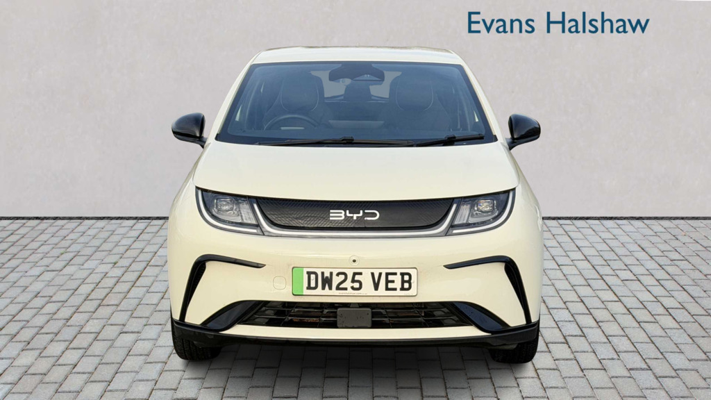 Byd Dolphin 70Kw Active 44.9Kwh 2025 DW25VEB White #4