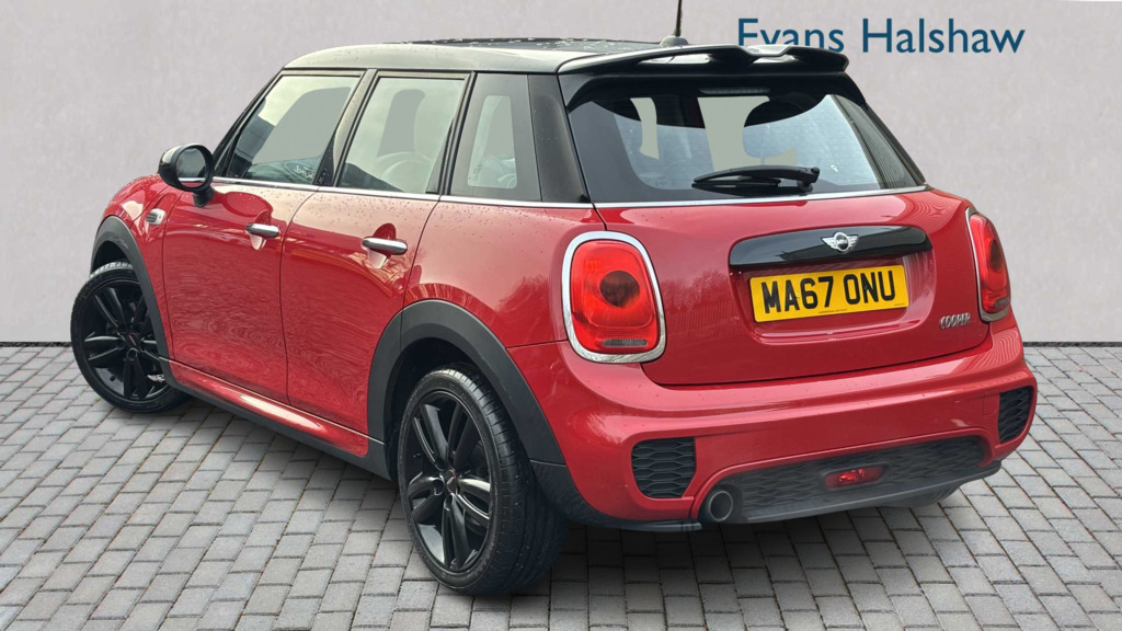 Mini Hatch 1.5 Cooper Jcw Sport Pack 2017 Red #3