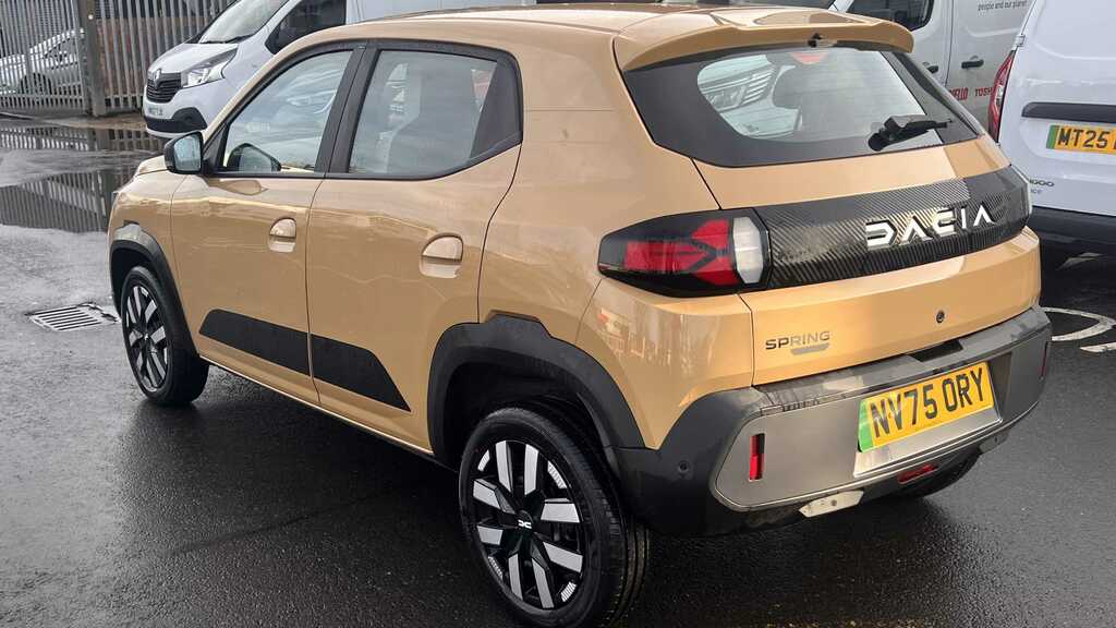 Dacia Spring 27Kwh Expression 65 48Kw 2025 NV75ORY #5