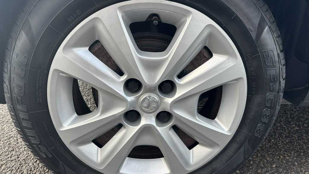 Vauxhall Corsa 1.4 Design 2018 DS68PZP Grey #6