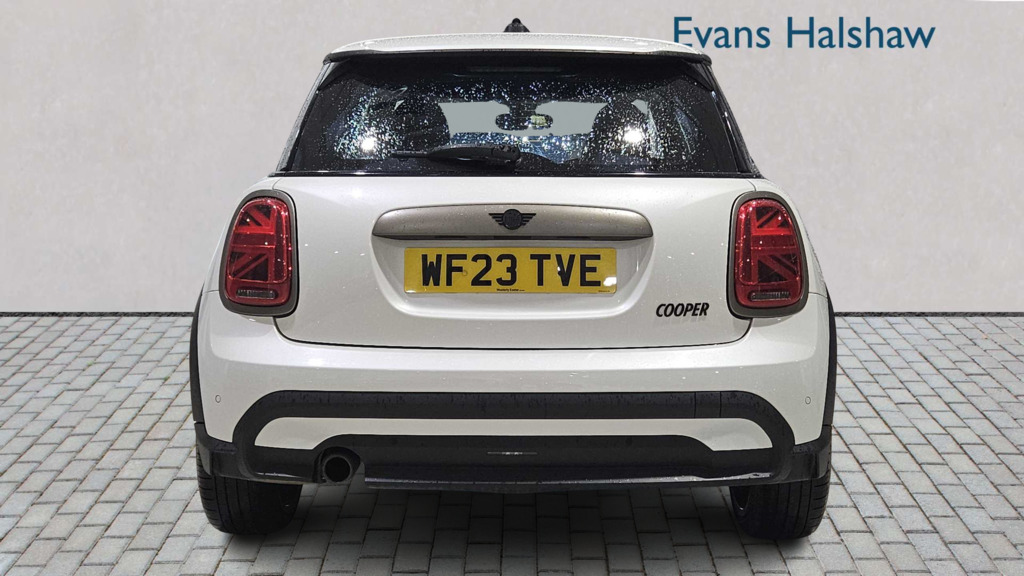 Mini Hatch 1.5 Cooper Resolute Edition 2023 WF23TVE White #5