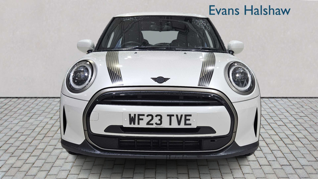Mini Hatch 1.5 Cooper Resolute Edition 2023 WF23TVE White #4