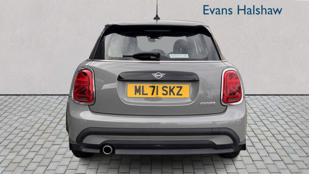 Mini Hatch 1.5 Cooper Classic 2022 ML71SKZ Grey #6