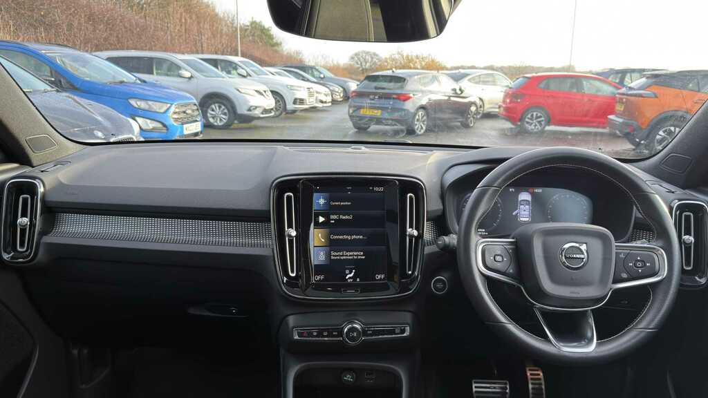 Volvo XC40 2.0 B4p R Design Awd 2020 FD70DZW Black #6