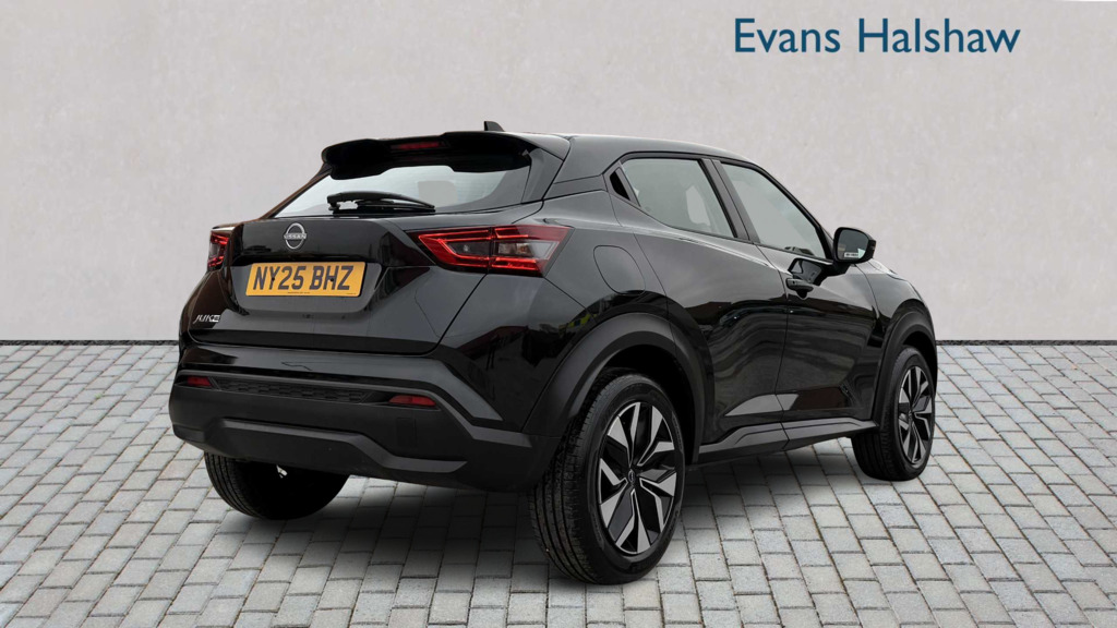 Nissan Juke 1.0 Dig-t Acenta Premium 2025 NY25BHZ Black #3