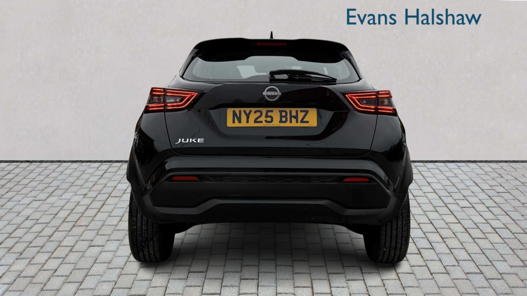 Nissan Juke 1.0 Dig-t Acenta Premium 2025 NY25BHZ Black #4