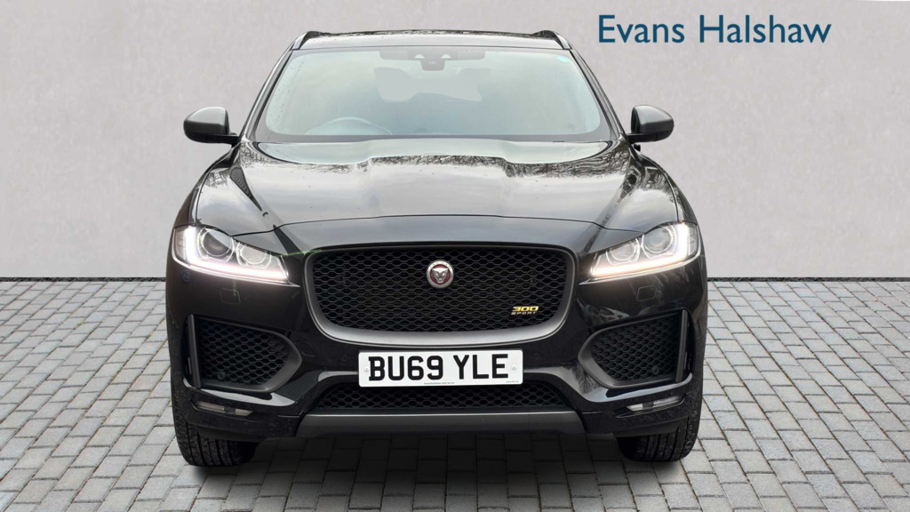 Jaguar F-Pace 2.0 300 300 Sport Awd 2019 BU69YLE Black #4