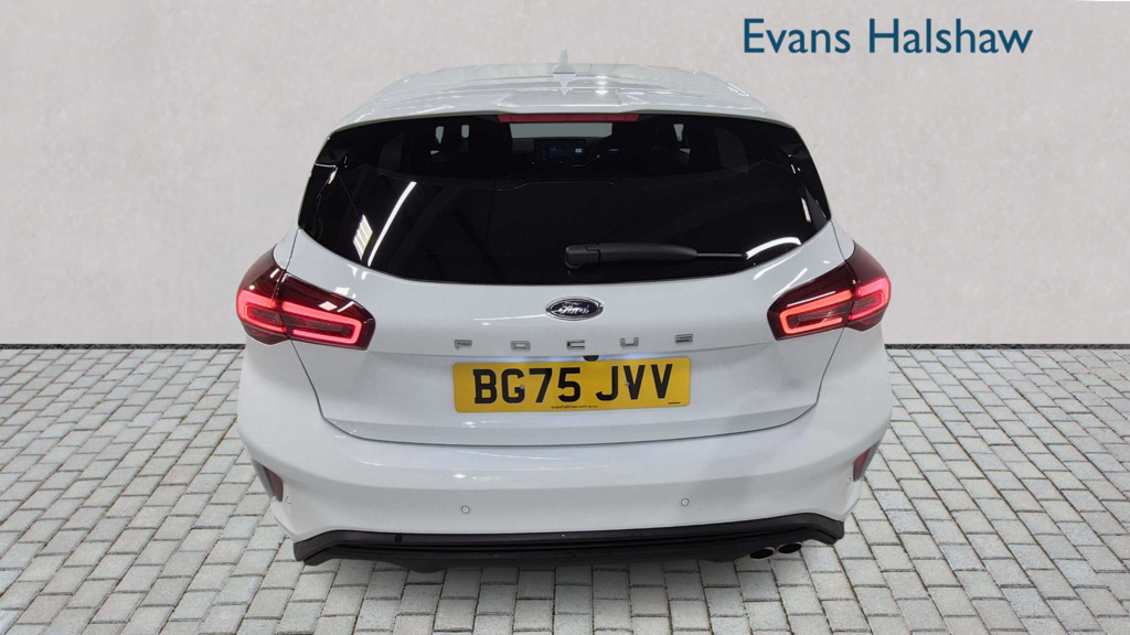 Ford Focus 1.0 Ecoboost Hybrid Mhev St-line X 2025 White #3