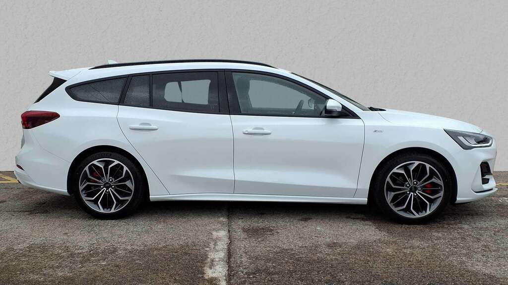 Ford Focus 1.0 Ecoboost Hybrid Mhev 155 St-line X 20 CK75ZLZ White #3