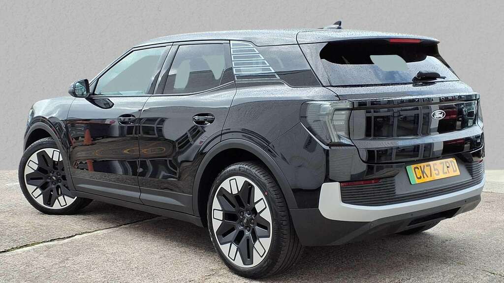 Ford Explorer 250Kw Premium 79Kwh Awd 2025 Black #2