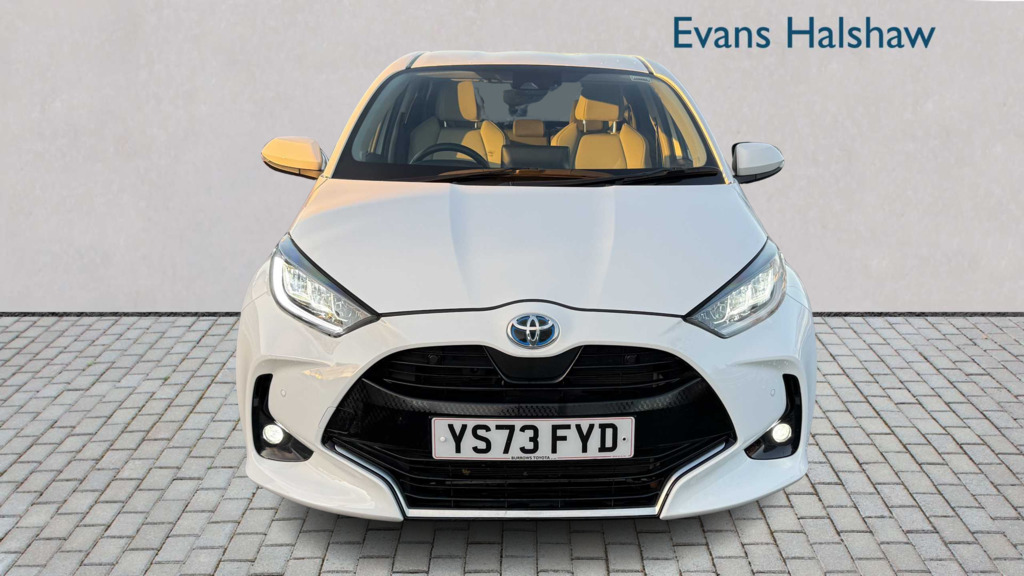 Toyota Yaris 1.5 Hybrid Excel Cvt 2023 YS73FYD White #6