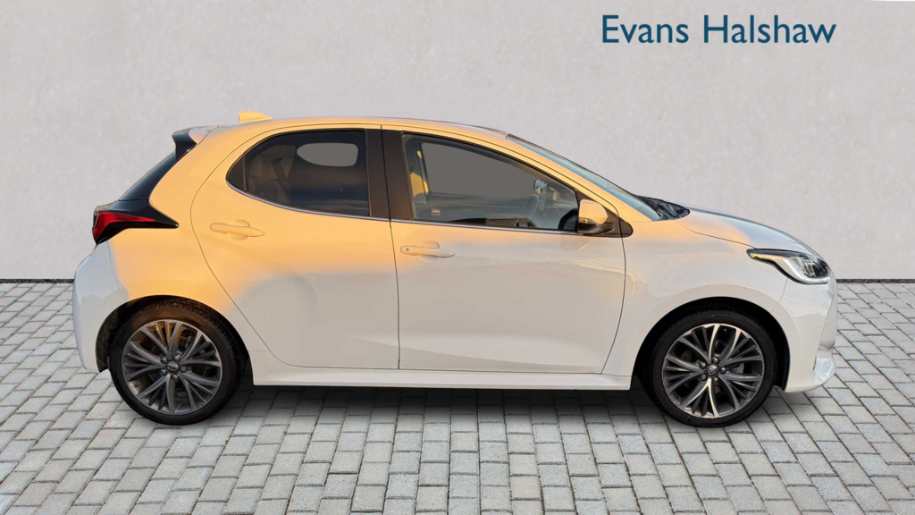 Toyota Yaris 1.5 Hybrid Excel Cvt 2023 YS73FYD White #5