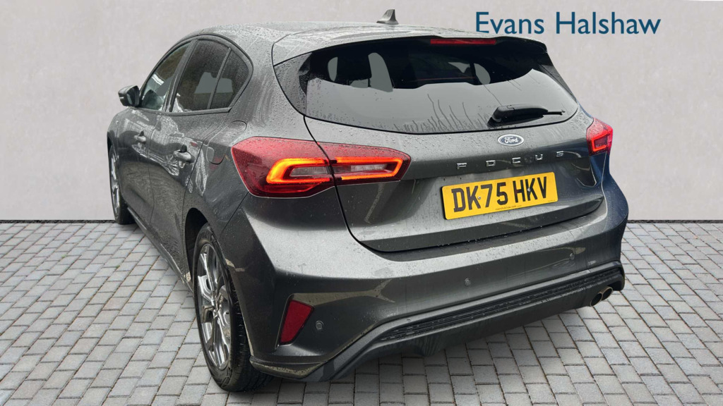 Ford Focus 1.0 Ecoboost Hybrid Mhev St-line 2025 DK75HKV Grey #5