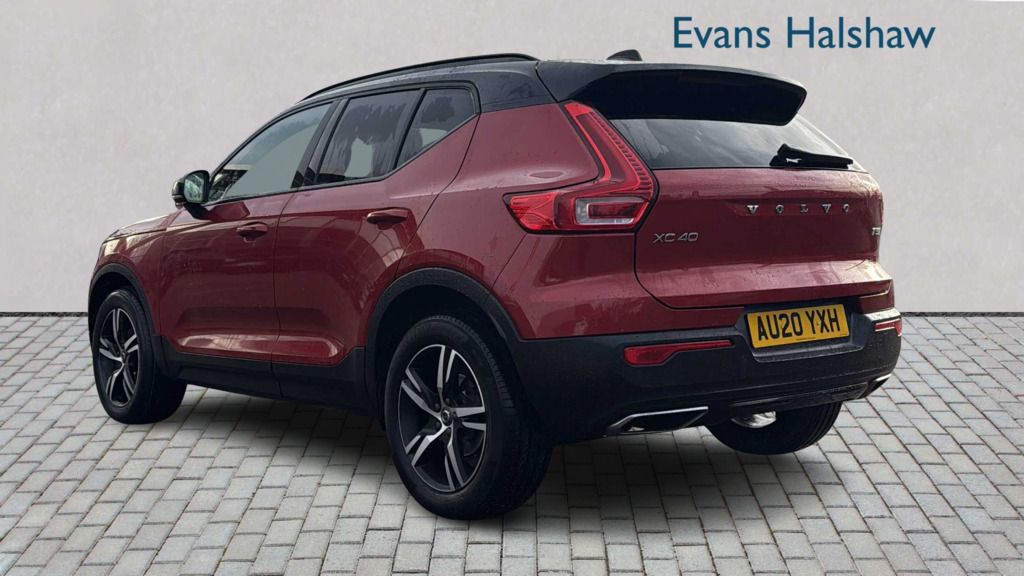 Volvo XC40 1.5 T3 163 R Design Geartronic 2020 AU20YXH Red #4