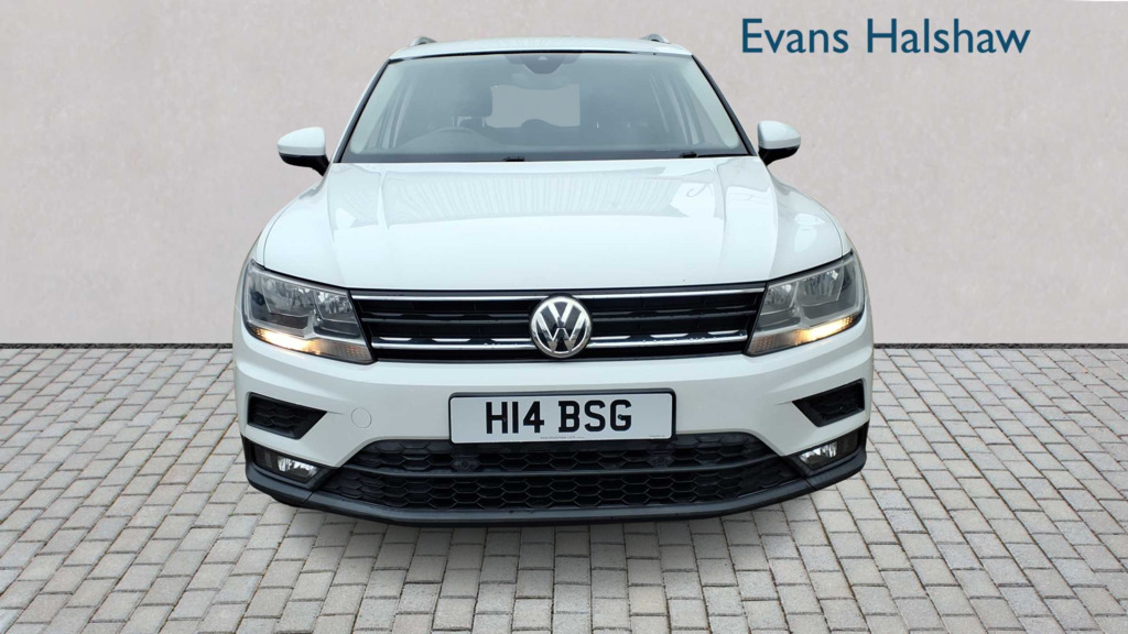 Volkswagen Tiguan 2.0 Tdi 150 4Motion Se 2018 H14BSG White #4