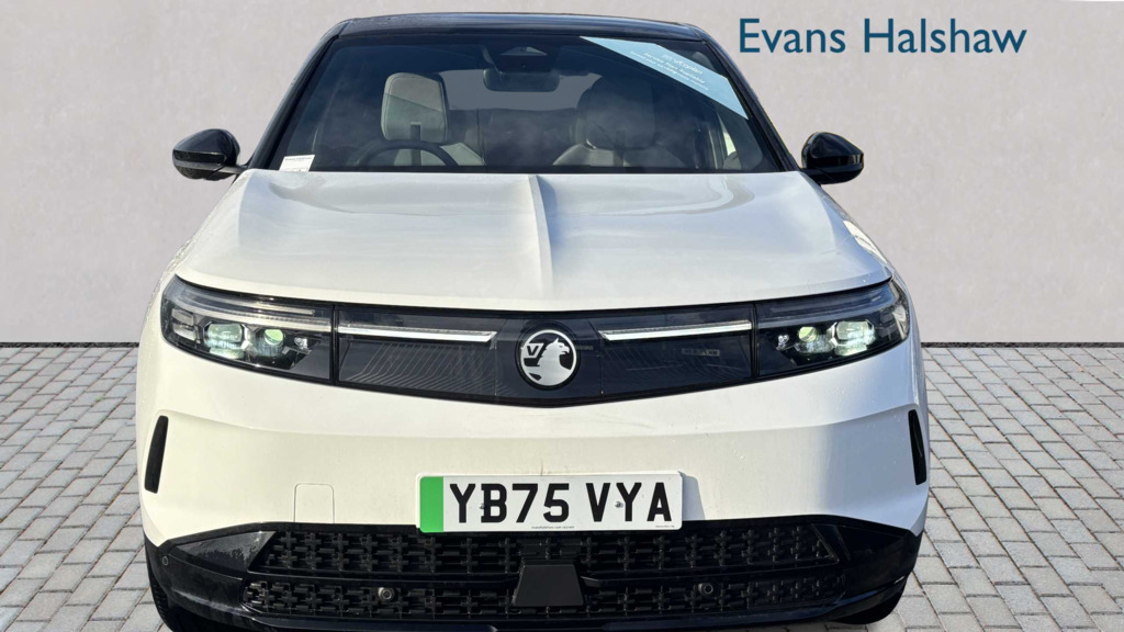 Vauxhall Grandland 157Kw Gs 73Kwh 2025 YB75VYA White #5