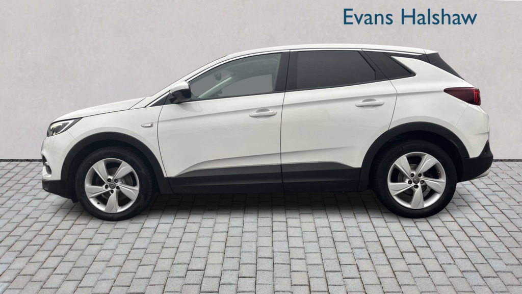 Vauxhall Grandland X 1.5 Turbo D Elite Nav 2019 YP69UFE White #4