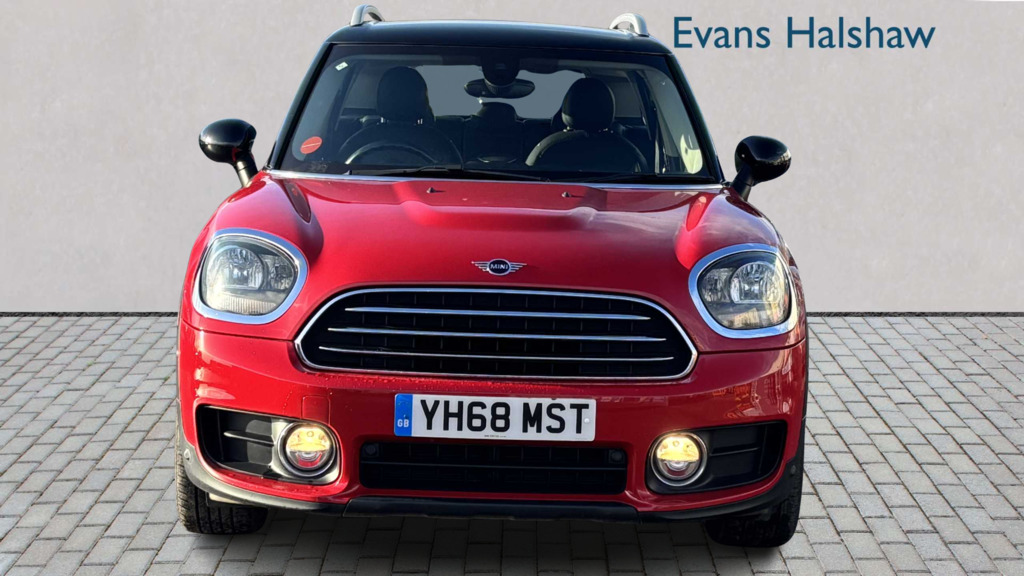 Mini Countryman 2.0 Cooper D Exclusive All4 2019 Red #3