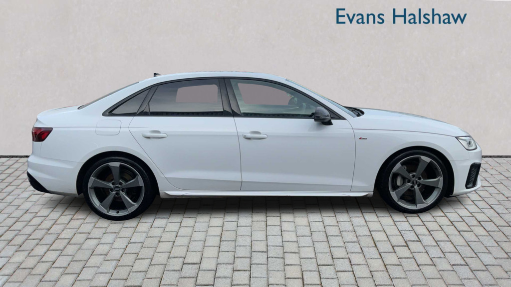 Audi A4 40 Tfsi 204 Black Edition S Tronic 2020 White #3
