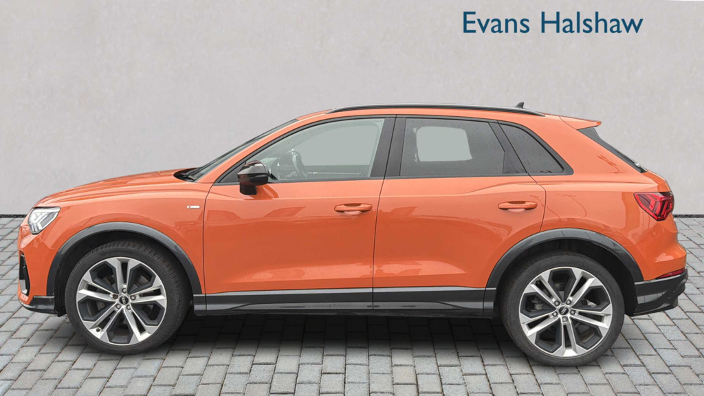 Audi Q3 45 Tfsi Quattro Edition 1 S Tronic 2021 Orange #3