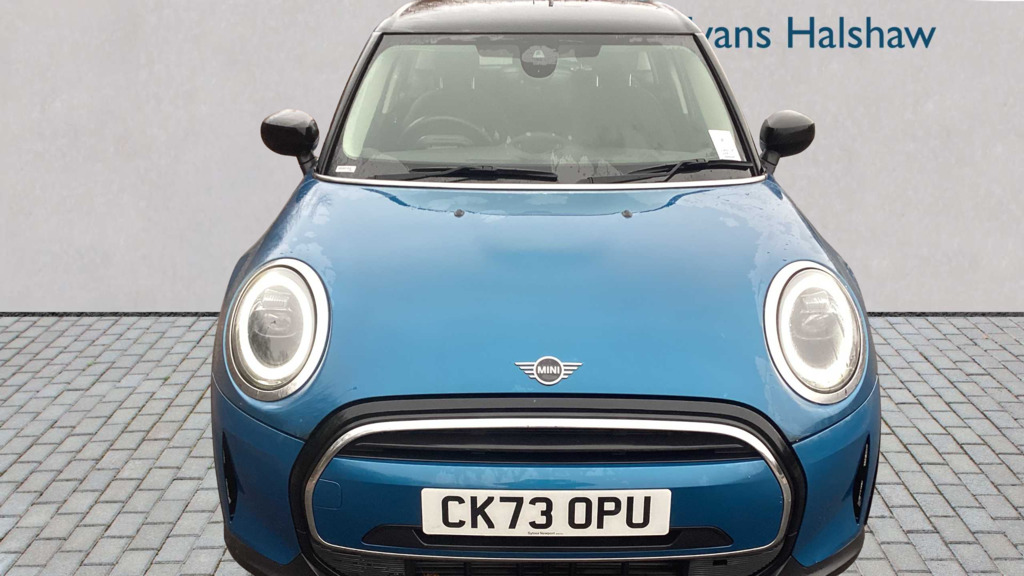 Mini Hatch 1.5 Cooper Classic Premium 2023 CK73OPU Blue #2