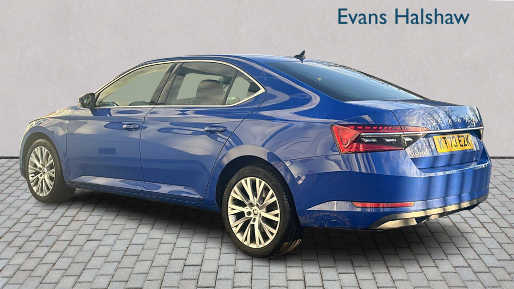 Skoda Superb 2.0 Tdi Cr Se L Dsg 2023 KT73EZK Blue #3