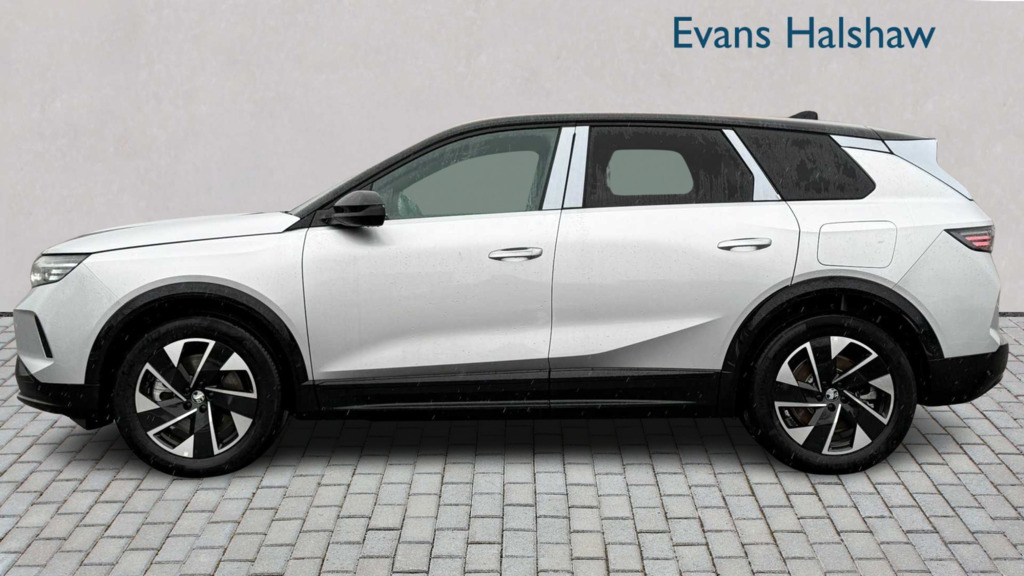 Vauxhall Grandland 157Kw Gs 73Kwh 2025 FN75ZLZ Silver #4