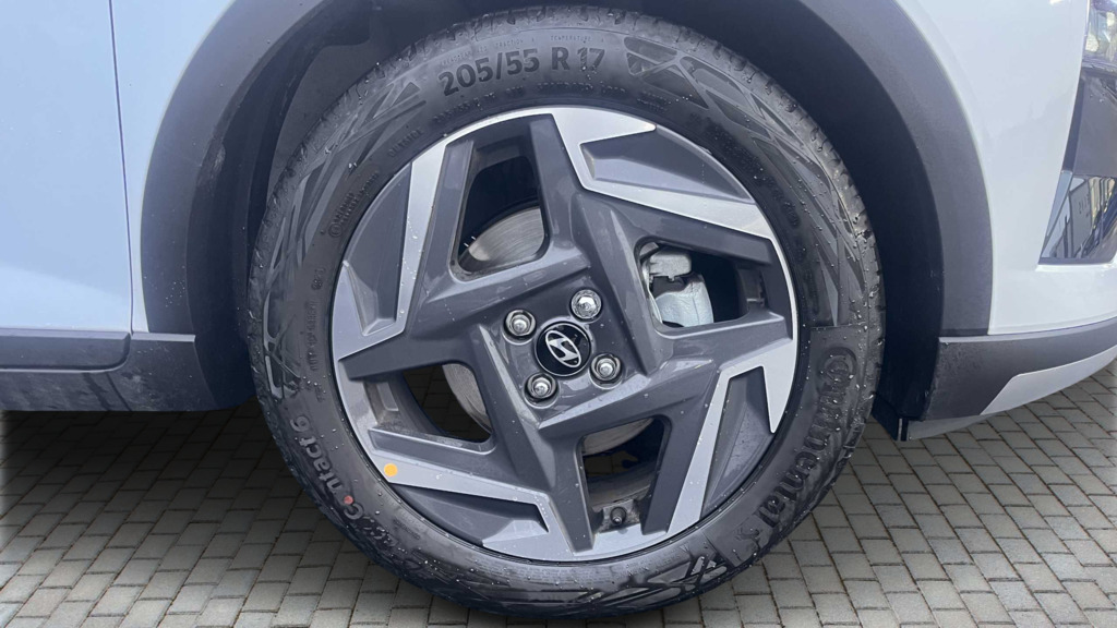 Hyundai Bayon 1.0 Tgdi 90 Tech Line 2025 MD75UWP White #5