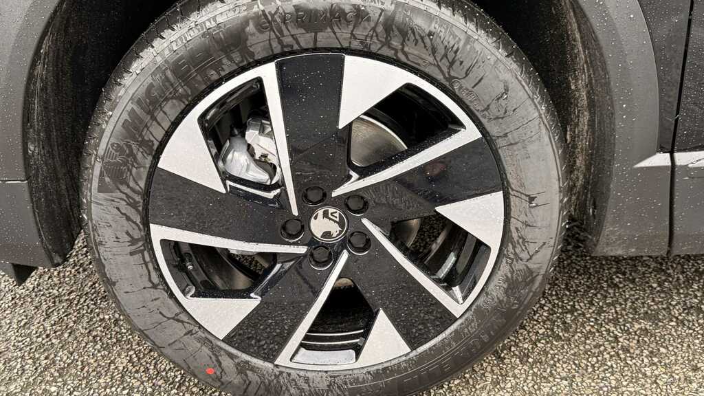 Vauxhall Grandland 1.2 Hybrid 145 Design E-dct6 2026 PF75VHT Black #6