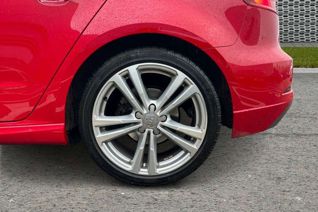 Audi A3 30 Tfsi 116 S Line 2019 Red #5