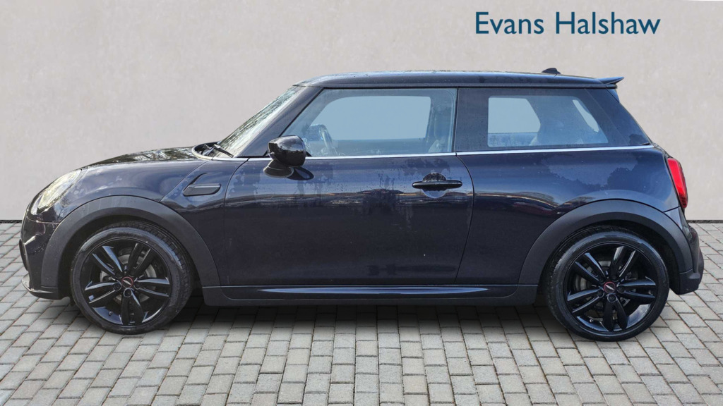 Mini Hatch 1.5 Cooper Sport 2022 FP22LZW Black #6