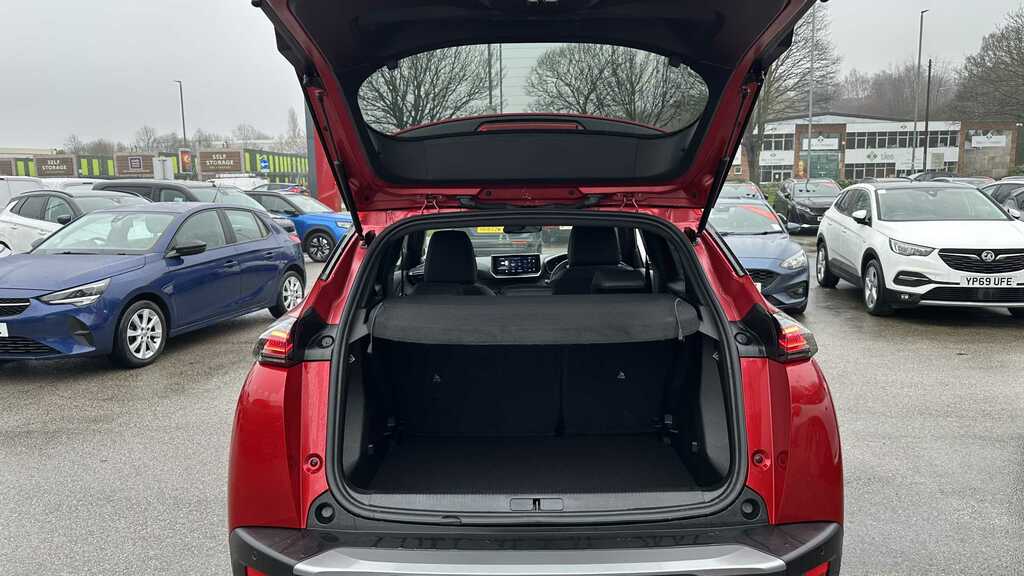 Peugeot 2008 1.2 Puretech Allure 2024 PK74XLL Red #6