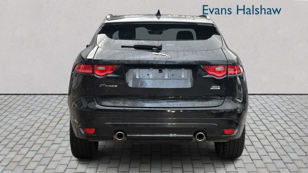 Jaguar F-Pace 2.0 D200 R-dynamic Se Black Awd Estate White #2