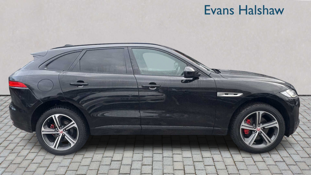 Jaguar F-Pace 2.0 D200 R-dynamic Se Black Awd Estate White #6