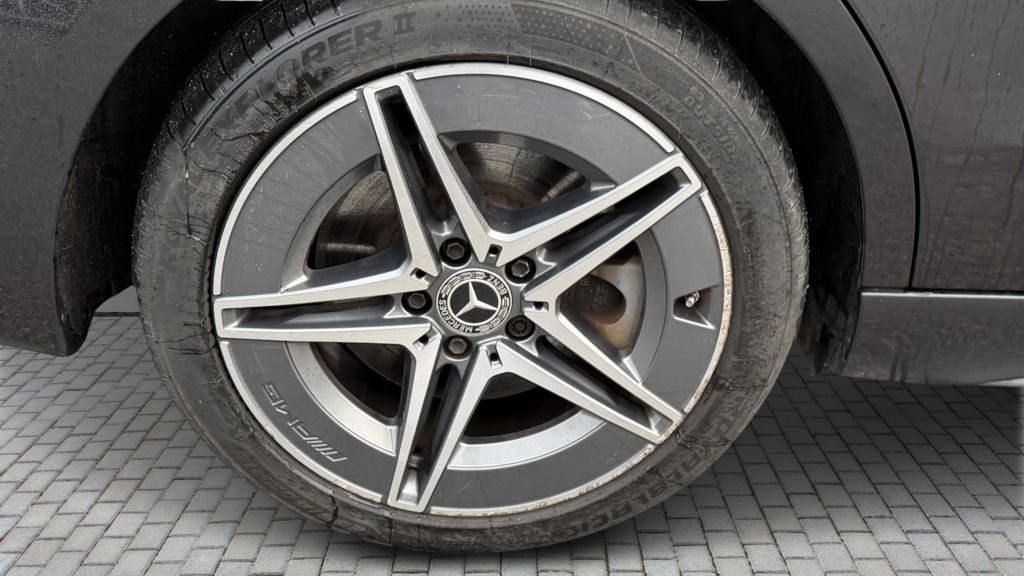Mercedes-Benz C Class C300e Amg Line Premium Plus 9G-tronic 2023 KT23HNM Grey #6