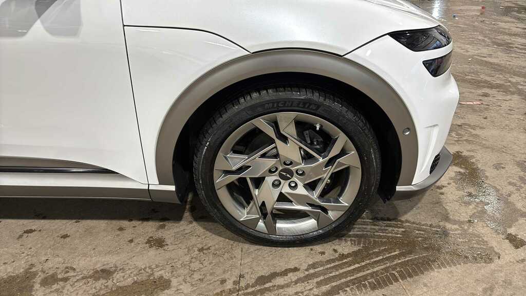 Genesis GV60 360Kw Sport Plus 77.4Kwh Awd 2024 White #4